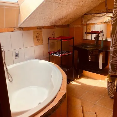 Szilvia Apartman Gæstehus